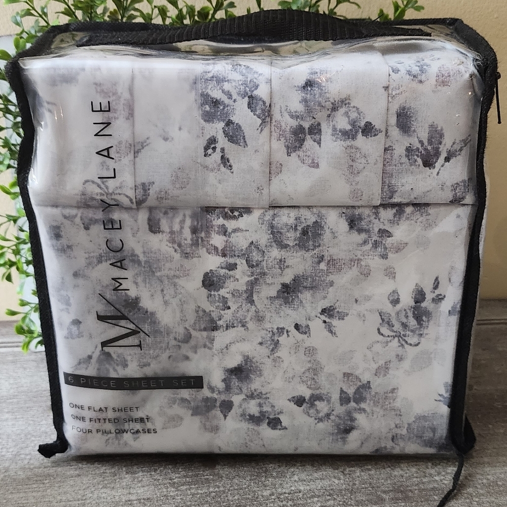 King Size Sheet 6 pc Set Watercolor Lavender  Floral 100% Polyester